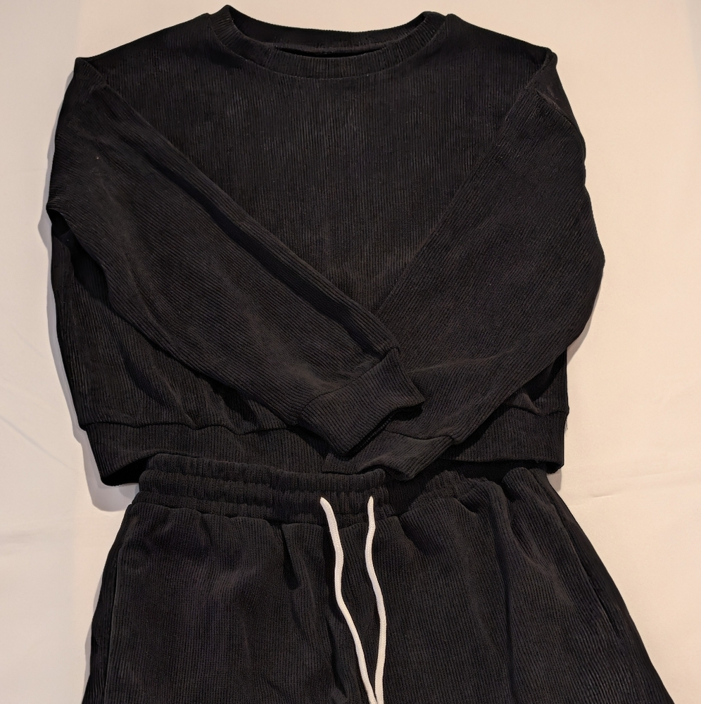 Size 4 Zaful Black Ribbed Knit Set